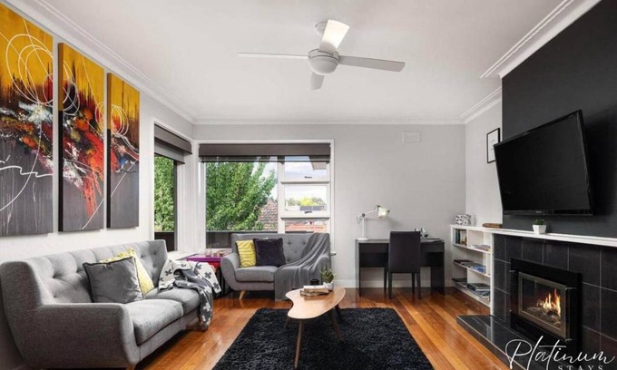 Lake Wendouree Apartment | Luxury On Webster Upscale 2br Close To Hospital
