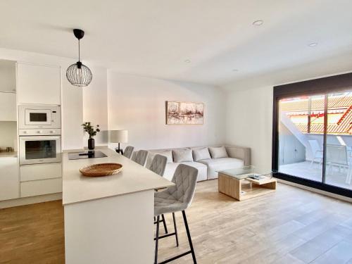 Fuengirola Apartment | Luxury penthouse with pool near Fuengirola beach