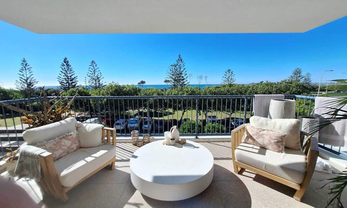 Alexandra Headland Apartment | Luxury Personified on Alex Beach Views 2 Bed