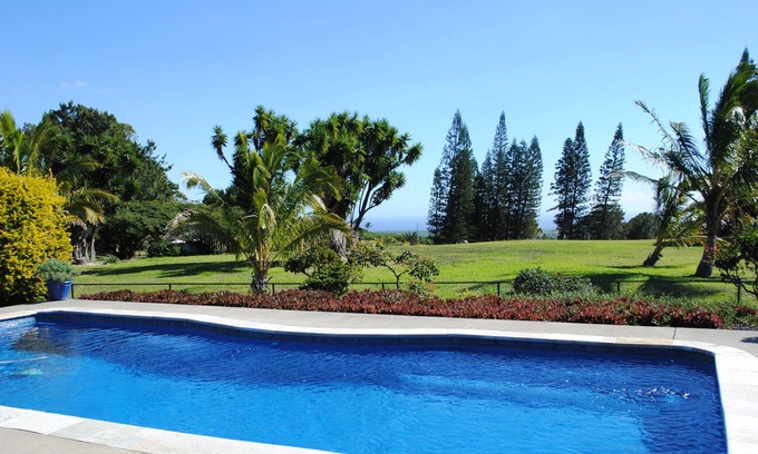 Discovery Harbour House | Luxury, pool, 3 Bed, 2 Bth, call to 150 countries, 500Mbps web, 300 channels