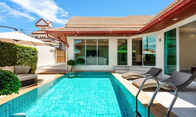 Nong Prue Villa | Luxury Pool Villa A14 3BR 6-8 Persons