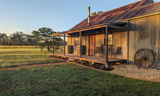 Broke Cottage | Luxury Rustic Cottage in Hunter Valley