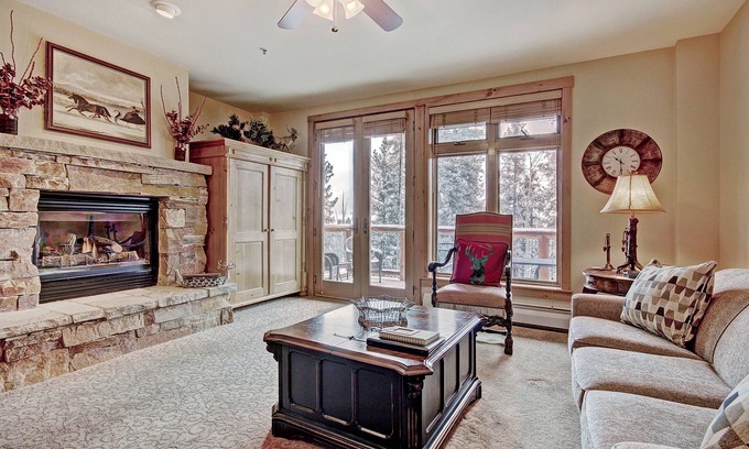 River Run Condo | Luxury Ski in Ski out Condo/Pool and Hot Tub Access/Private BBQ