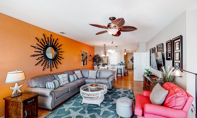 Sandbridge Condo | Luxury south-side condo with great views of the Atlantic/Back Bay, pools, & gym