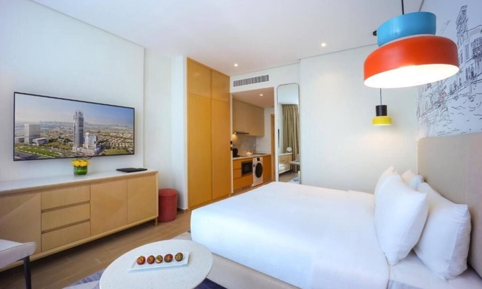 Jumeirah Village Triangle Apartment | Luxury Studio Apartment Near the Community JVT