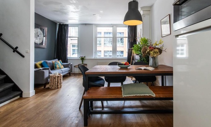 Grachtengordel-West Apartment | Luxury & Style In Center Jordaan