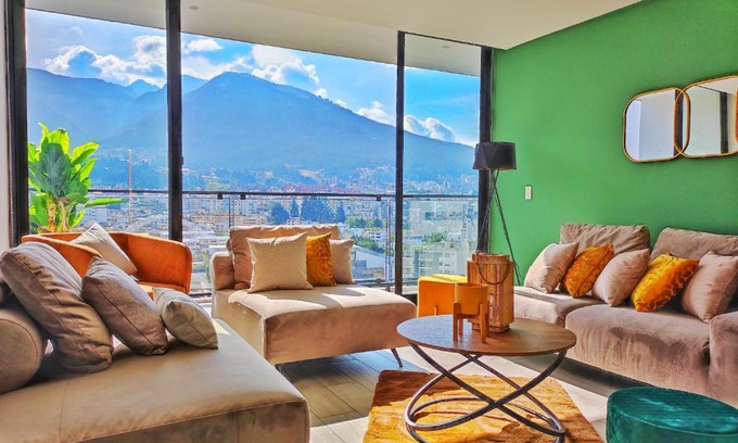 La Carolina Apartment | Luxury suite con vista increíble Quito Carolina Coliving Ecuador