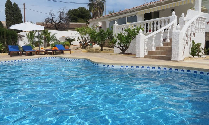 El Albir Villa | Luxury, sunny 3 Bedroom, private pool, BBQ dining area, WIFI, full AIRCO, VIEW!