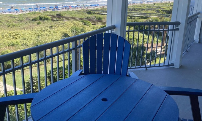 Isle of Palms Condo | Luxury Top Floor 3 Bedroom/3 Bathroom Condo with Spectacular Oceanfront Views!