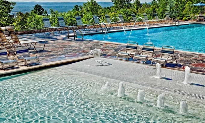 Fairfield Bay Resort | Luxury two bedroom and two bathroom unit with full amenities