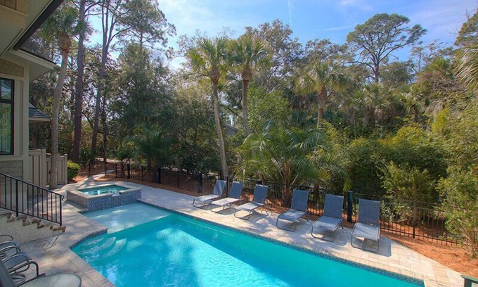 Oceanside House | Luxury Vacation Rental, Oceanside 4th Row with Private Pool and Spa