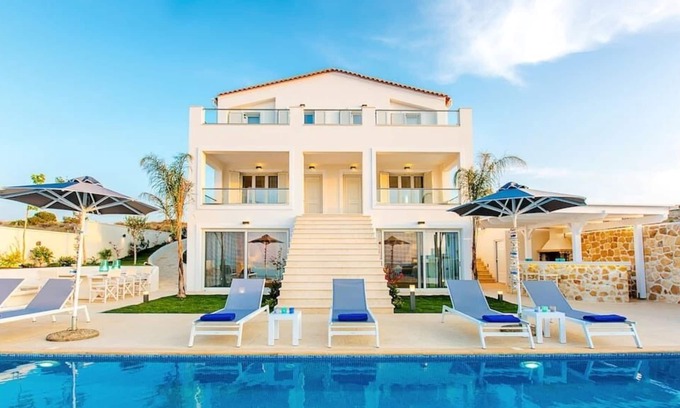 Kokkini Chani Villa | Luxury Villa Bella Elena by Estia