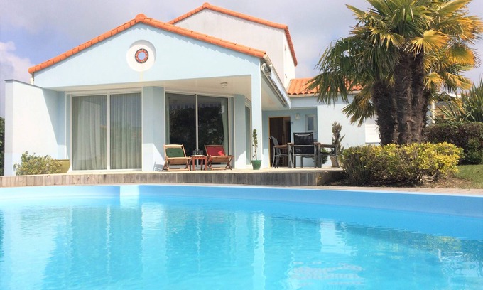 Chateau-d'Olonne House | Luxury villa in ' Les Jardins du Château d'Olonne ' close to the sea