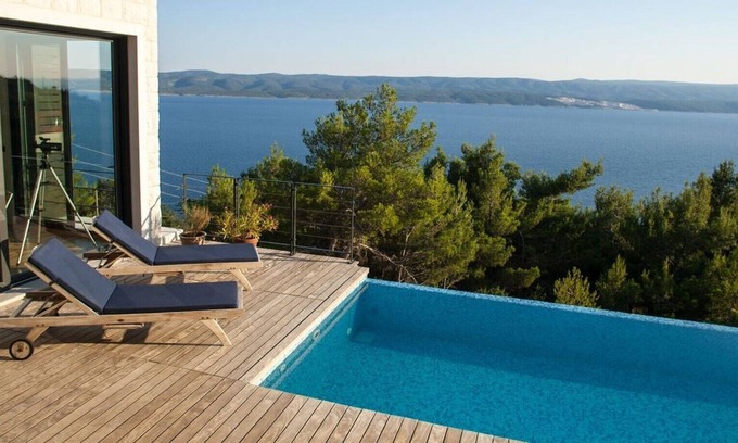 Mimice Villa | Luxury Villa Royal Residence Mimice with private pool and sea view in Mimice - Omis