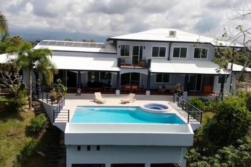 Quepos Villa | Luxury Villa with Separate Guest house and 360view