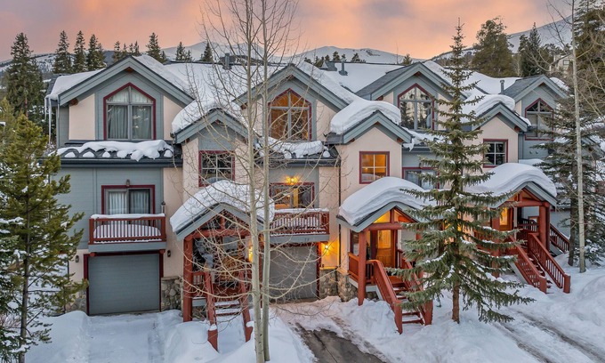 Peak 8 House | Luxury w/Mountain Views + Ski-in/Ski-out - Pines 75 Townhome