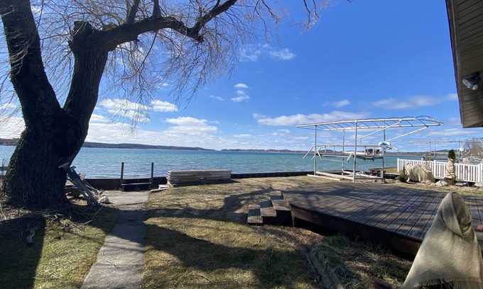 Onekama House | M-22 Lakefront Property in Onekama with amazing Sunsets!