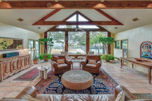 Glen Rose Villa | M'walimu @ High Hope Ranch near Fossil Rim w/Pool