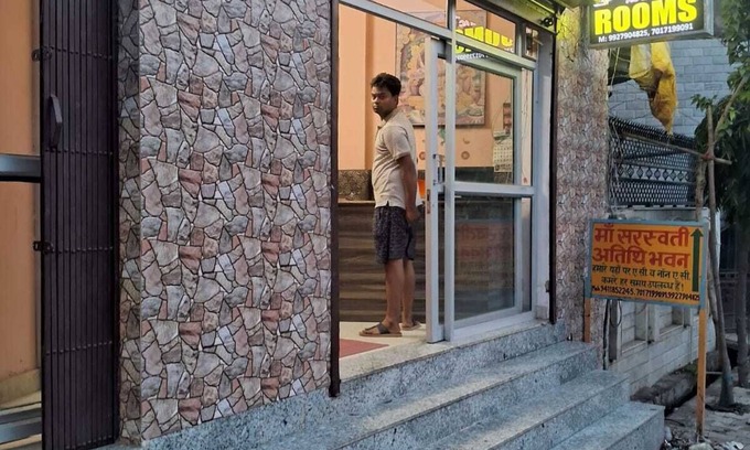 Mathura Hotel | Maa Saraswati Atithi Bhavan
