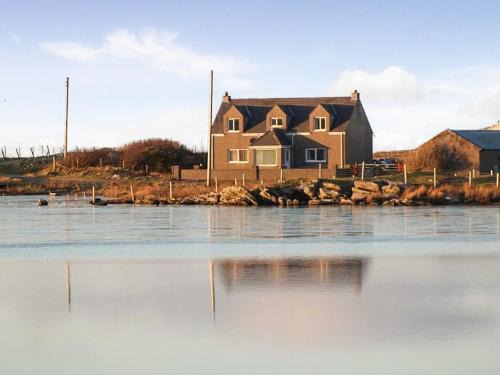 Isle of North Uist House | Maari
