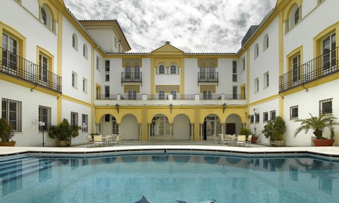 Distrito Centro Hotel | Macià Alfaros
