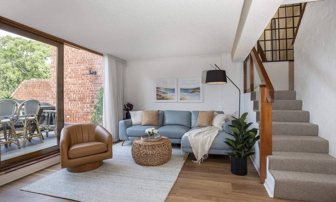 North Adelaide House | MACKINNON ON THE PARADE an unbelievable location