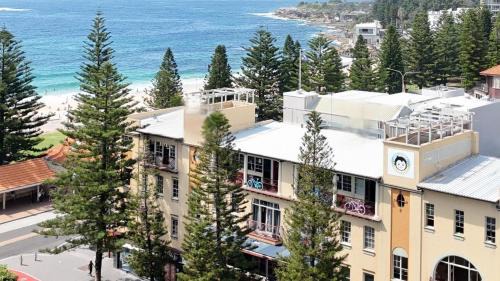 Coogee Hostel | Mad Monkey Hostel Coogee Beach