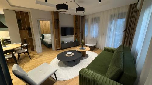 Cacak Apartment | Madera apartments