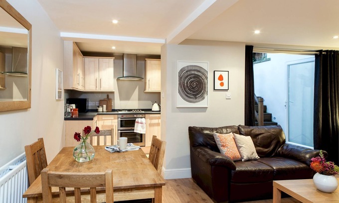 Balham Apartment | Madison Hill - Fernlea Garden 2 - One bedroom home