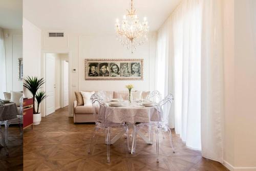 Cittadella Apartment | Madonna Montecchi Luxury Suite in Verona