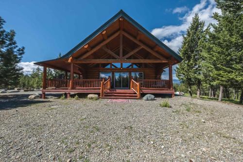 Rexford House | Maggies Cabin - Enjoy a Slice of Paradise in Rexford Montana