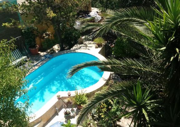 Mesa Chorio House | Magic Garden Holiday Home