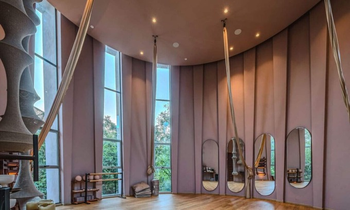Playa Paraiso Condo | Magic Loft w Yoga Classes | Pool | Gym | Fast WiFi