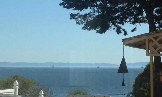 Summerland House | MAGICAL 5-STAR RATED OCEAN VIEW CUSTOM HOME - PLEASE READ ALL OUR GUEST REVIEWS