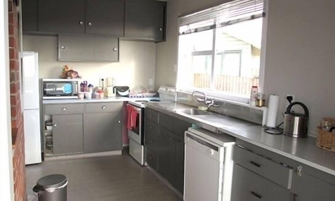 Waitarere Beach House | Magical Beach Kiwi Bach