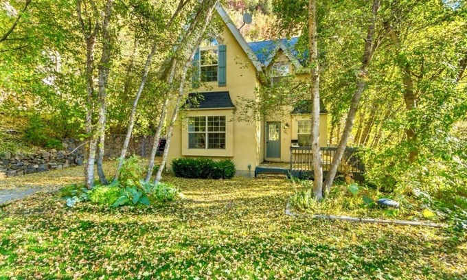 Utah County Cottage | Magical Hobble Creek Cottage 5 Min Walk to Golf