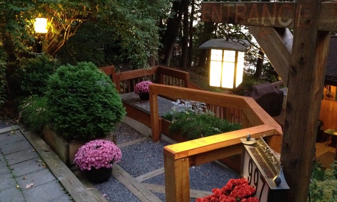 Northwest Ithaca House | MAGICAL, PRIVATE, FORESTED LAKEFRONT/SWEEPING LAKE VISTAS, EASY ACCESS IN ITHA