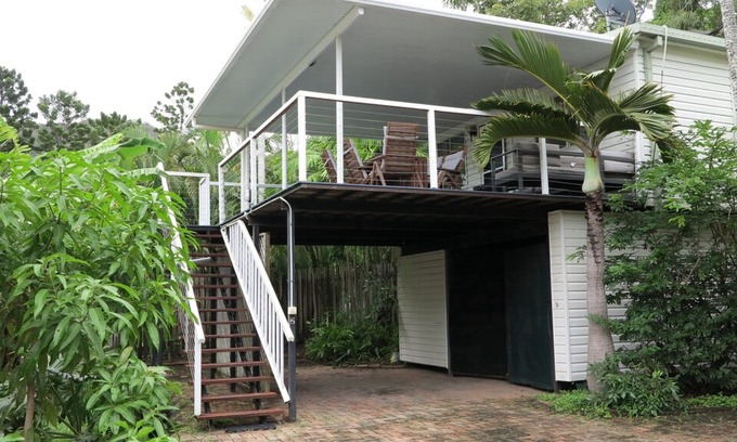 Arcadia House | "MAGNETIC HAVEN UNIT 5" in Arcadia