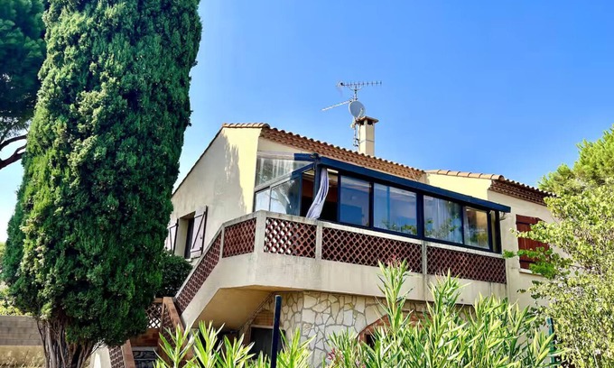 Perols Villa | Magnificent 45m2 apartment in renovated villa