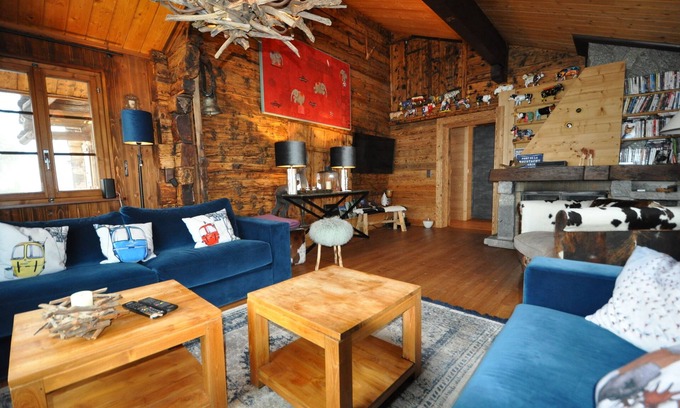 Alpe des Chaux Ski Chalet | Magnificent chalet located at the top of the village of Gryon in the Mazots district. Ski in Ski out
