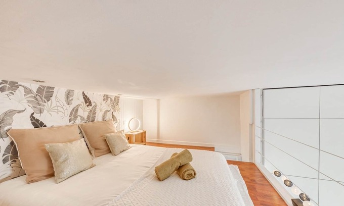Cachan Apartment | Magnificent cocoon with mezzanine near Paris, Orly airport and the metro!