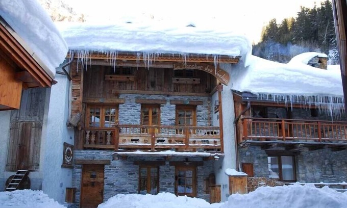 Champagny-en-Vanoise Ski Chalet | Magnificent and luxurious chalet of village of Champagny in Vanoise