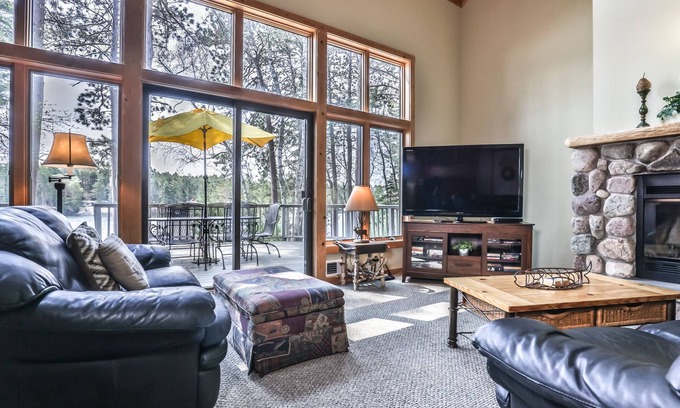 St Germain House | Magnificent Lakefront Home with Northwoods Style.