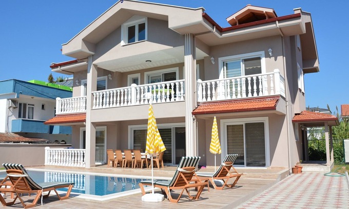 Dalyan City Center Villa | MAGNIFICENT,SUPERB PRIVATE POOL&GARDEN VILLA RIGHT IN CENTRE OF DALYAN GULPINAR!