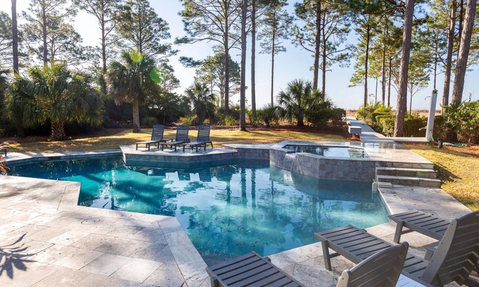Sea Pines House | Magnificent & Spacious 6-Bdrm home w/Private Pool, just steps from Beach
