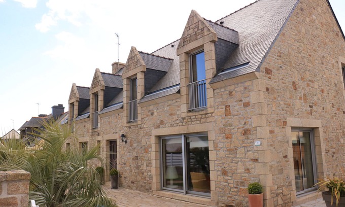 Etel House | MAGNIFICENT VILLA ETELOISE 200m FROM THE SEA WITH HEATED POOL
