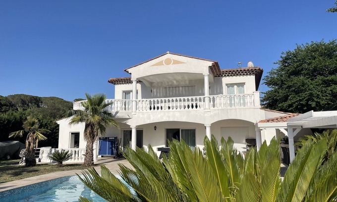 Frejus Villa | Magnificent villa for vacations - Côte d'azur
