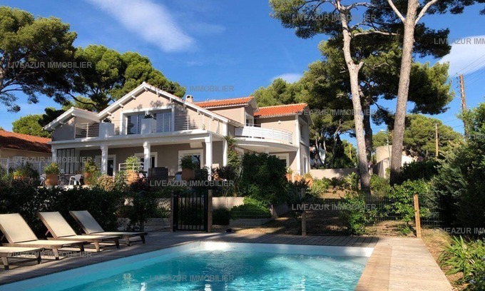 Sanary-sur-Mer House | Magnificient sea view vill with pool village port and beach nearby for 12