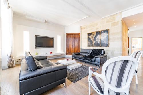 Saint-Michel Apartment | Magnifique Appartement - 160m2 - 3 Chambres - Centre de Bordeaux