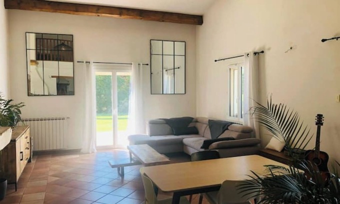 Manosque House | Magnifique Propriété - Piscine et Jardin Paysagé